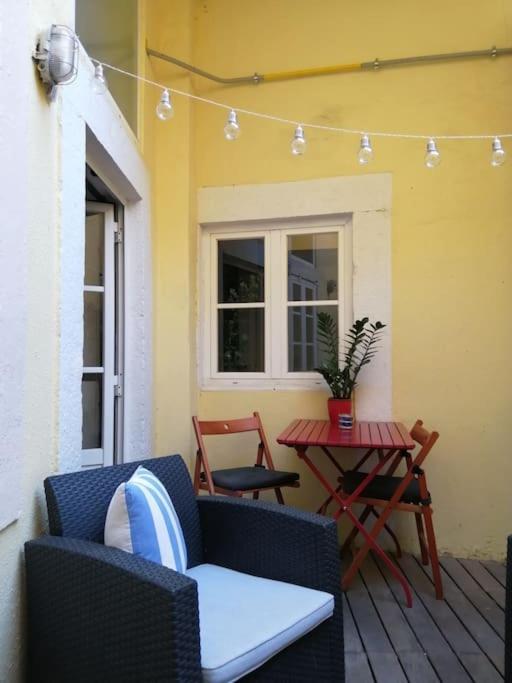Magnificent Historical Centre Apart With Terrace Apartment *