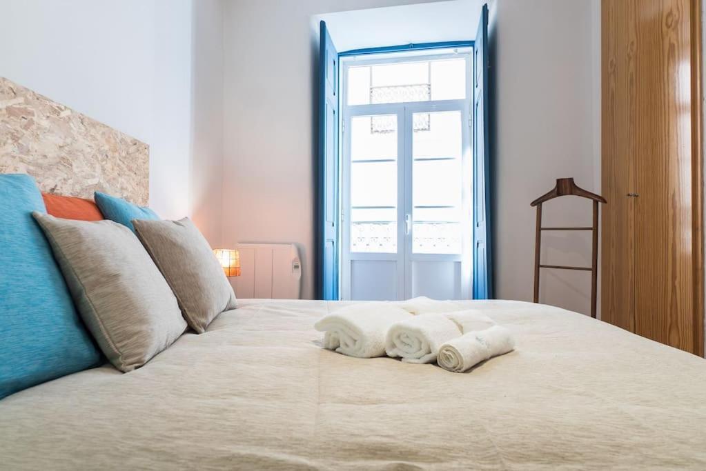 Apartment Magnificent Historical Centre Apart With Terrace Lissabon