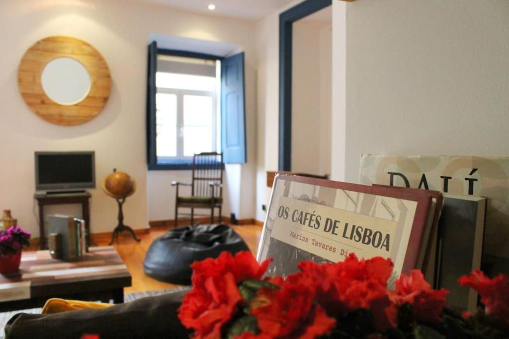 Magnificent Historical Centre Apart With Terrace Lissabon