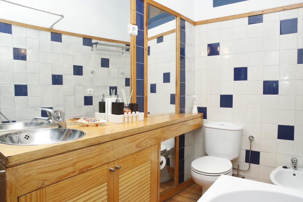 Magnificent Historical Centre Apart With Terrace Apartment