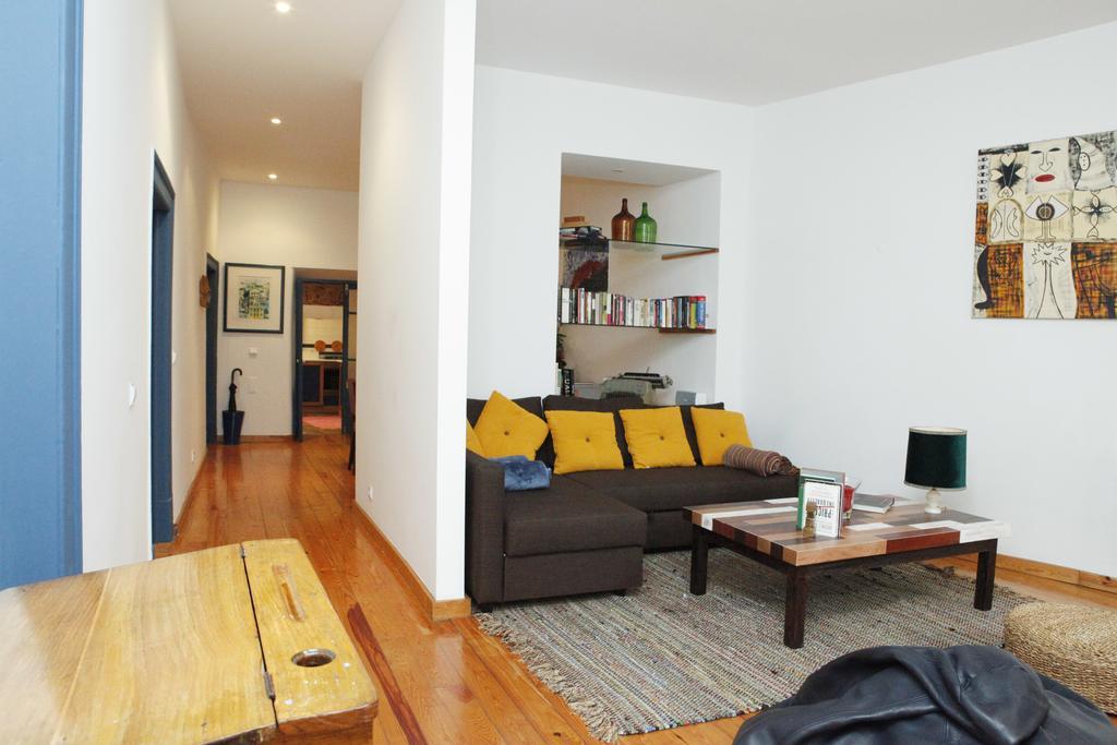 Magnificent Historical Centre Apart With Terrace Lissabon